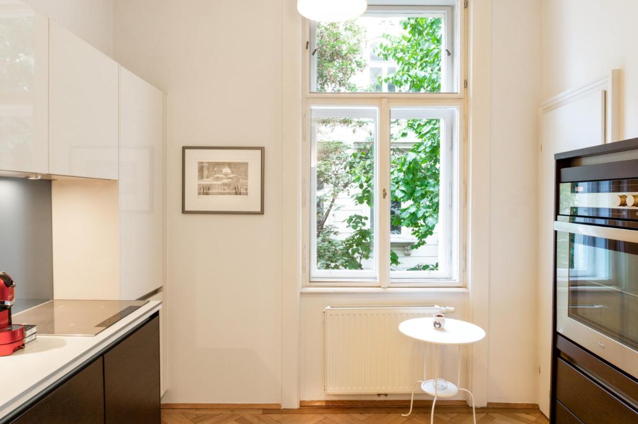 Apartments Fuchsthallergasse Vienna Esterno foto